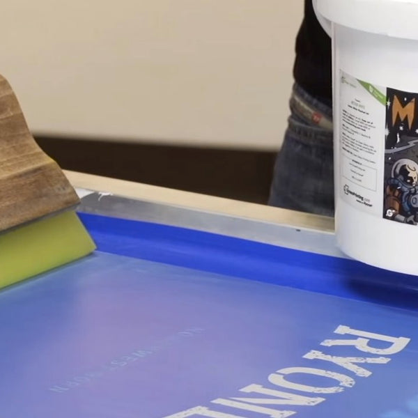 7 reasons to use plastisol ink for screen printing