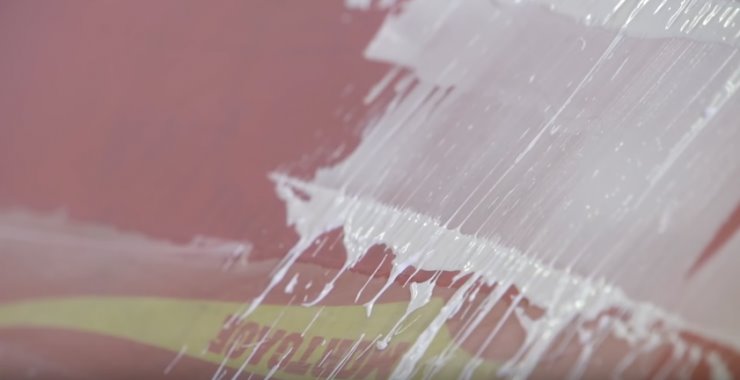 Plastisol Ink vs. Water Based Ink: What’s Different?  | Screenprinting.com